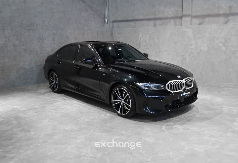 BMW 320i M Sport 2024 Preto Safira