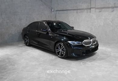 BMW 320i M Sport 2024 Preto Safira