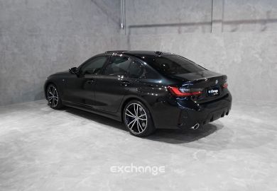 BMW 320i M Sport 2024 Preto Safira