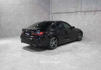 BMW 320i M Sport 2024 Preto Safira