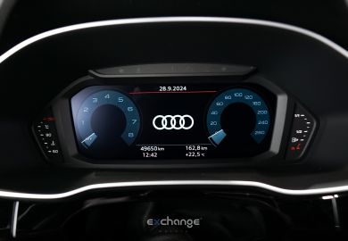 AUDI Q3 Black S Tronic 2020 Azul Navarra