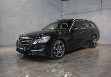 Mercedes-Benz E63 AMG Touring 2010 Preto