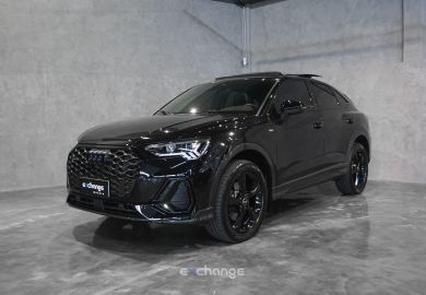 AUDI Q3 Sportback Performance Black TFSI S-Line Quattro 2023 Preto mito metálico