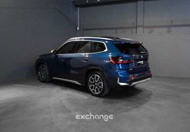 BMW X1 SDrive 20i X-Line 2023 Azul Phytonic