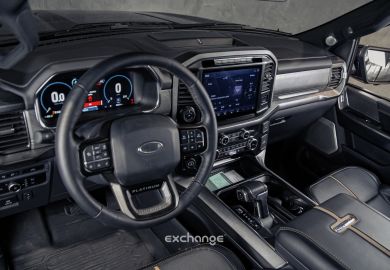 Ford F-150 Platinum 2023 Azul Mônaco